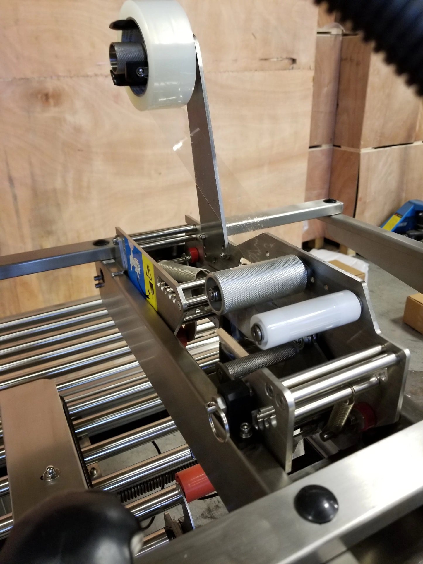 Eagle T100-SS Uniform/Stainless Steel Carton Sealers